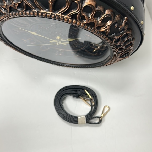 BLACK Real Working Clock Handbag NEW - Picture 10 of 12